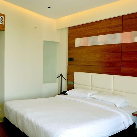 Rk Residency Hotel Tiruppur Ngoại thất bức ảnh