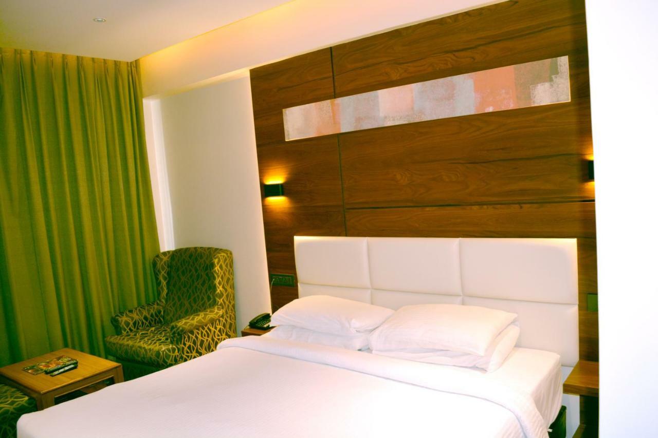 Rk Residency Hotel Tiruppur Ngoại thất bức ảnh