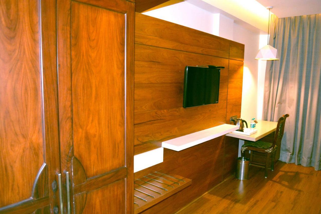 Rk Residency Hotel Tiruppur Ngoại thất bức ảnh